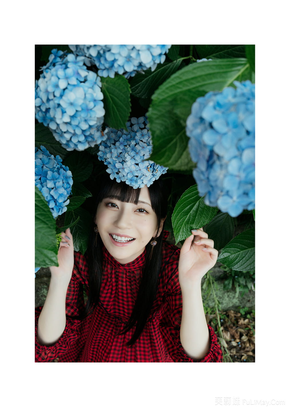 embed0003_HD.jpg embed0003_HD.jpg